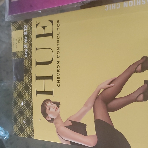 3 pairs new one stay ups - Picture 3 of 4